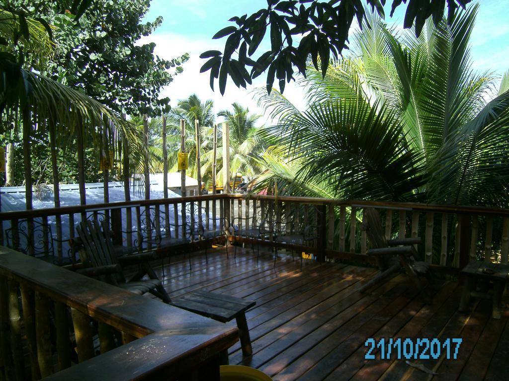 The Funky Dodo Backpackers Hostel Хопкинс Экстерьер фото