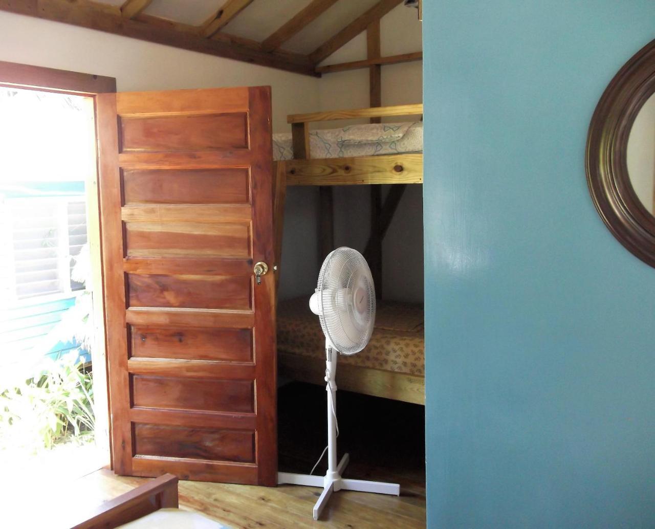 The Funky Dodo Backpackers Hostel Хопкинс Экстерьер фото